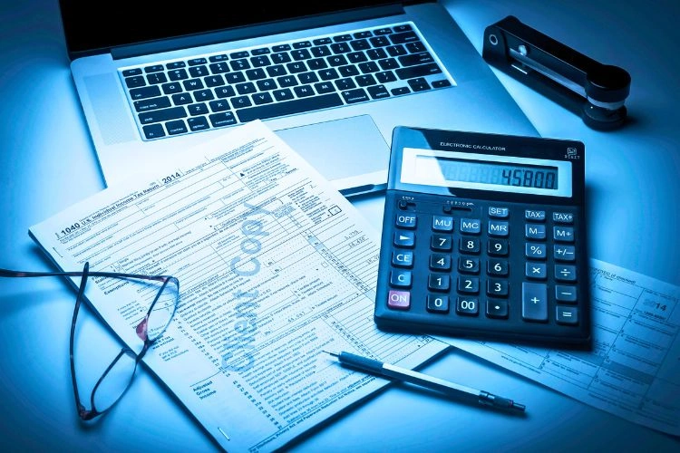 Document, une calculatrice et un ordinateur pour représenter la détermination du rapport à nouveau