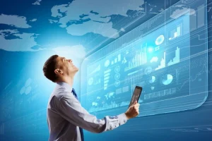 Homme utilisant des NTIC