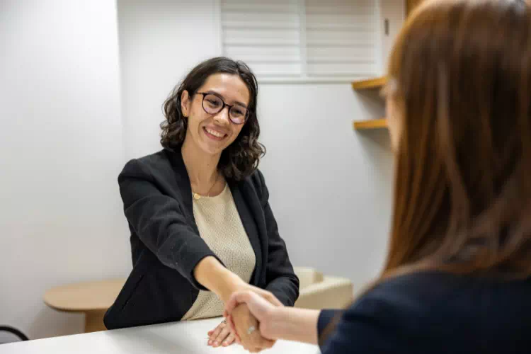 RH faisant un recrutement