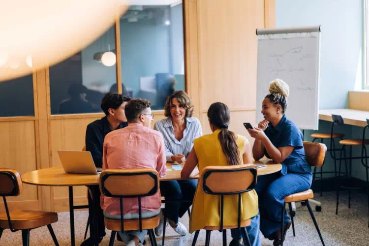 Réunion pour organiser des événements