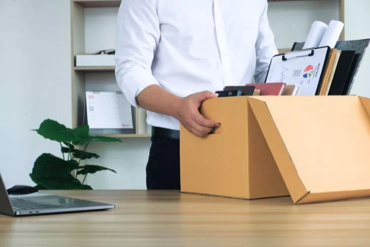 Personne après une démission