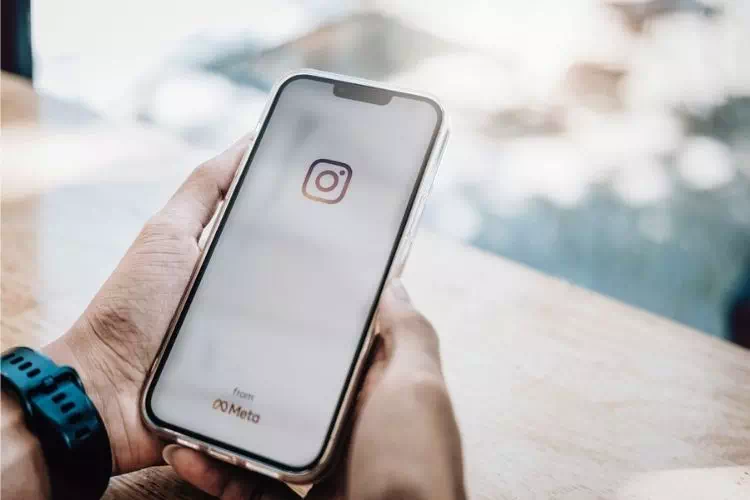 Personne sur Instagram